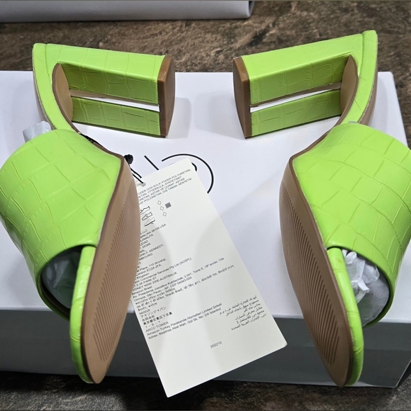 The Drop Pattie High Block- Heeled Mule Sandal #769, 770, 789, 790 - Picture 4 of 10